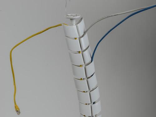 V1 Vertical Cable Manager